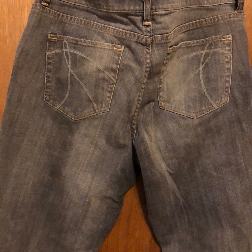 Jeans - Picture 3 of 3